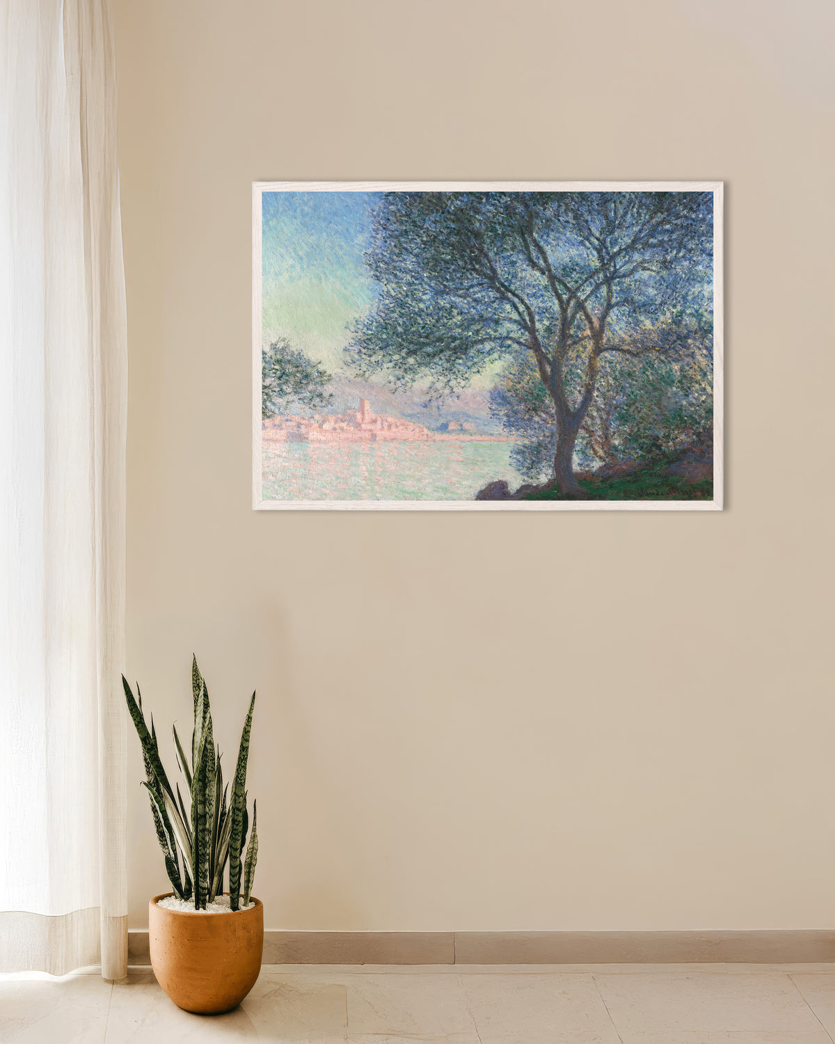 Plakat Antibes set fra La Salis (1888) af Claude Monet med hvid træramme