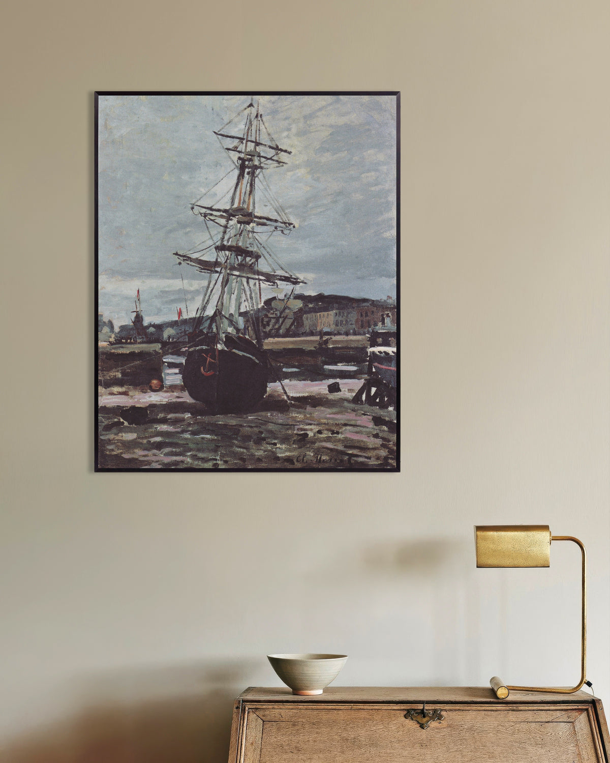 Plakat Båd på grund ved Fécamp (1868) af Claude Monet med metalramme