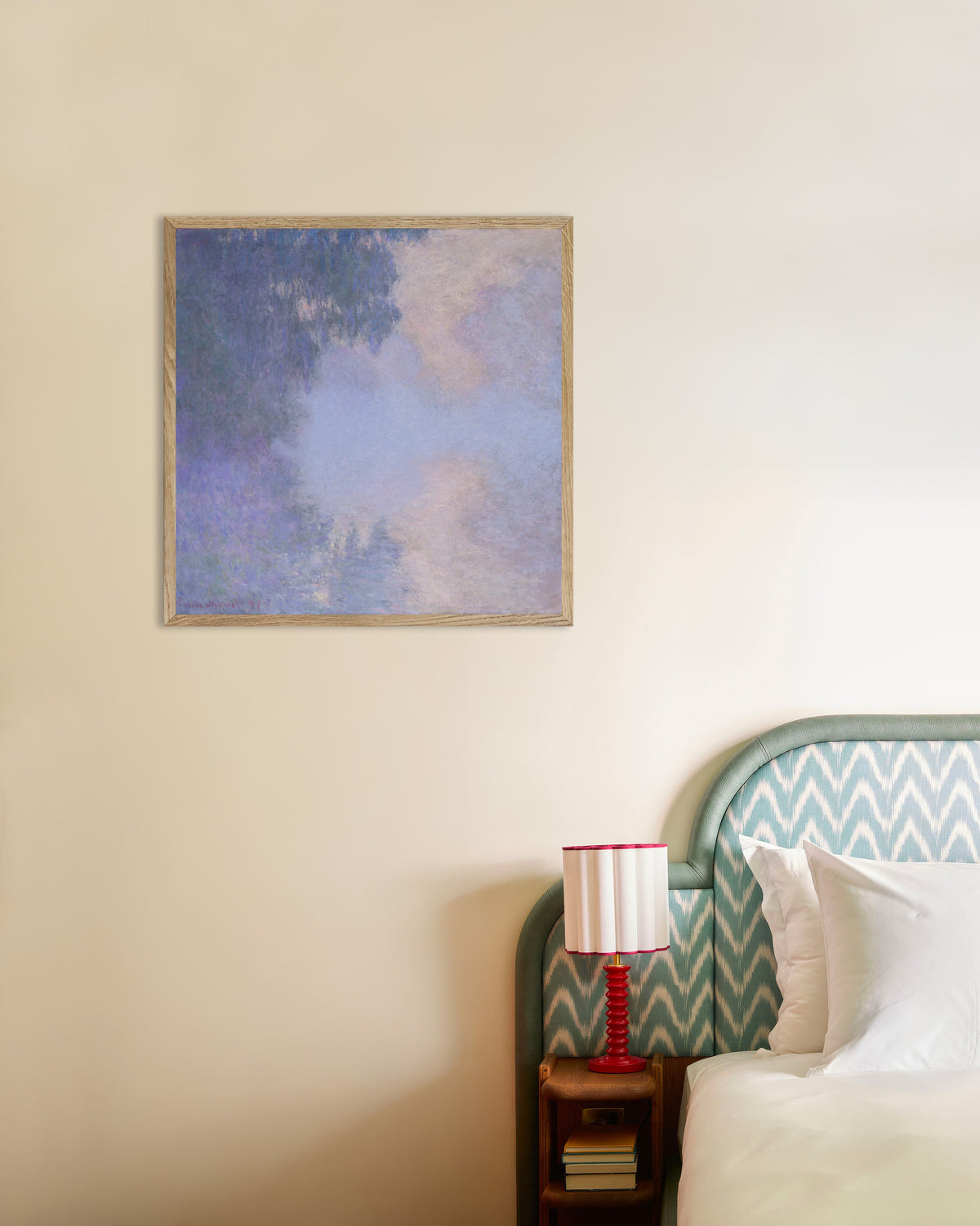 Plakat Seinens sidearm ved Giverny, tåge (1897) af Claude Monet med ramme i naturtræ
