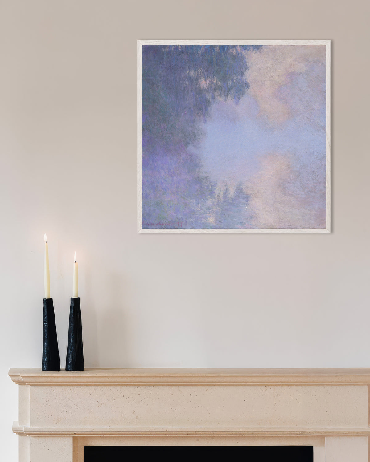 Plakat Seinens sidearm ved Giverny, tåge (1897) af Claude Monet med hvid træramme