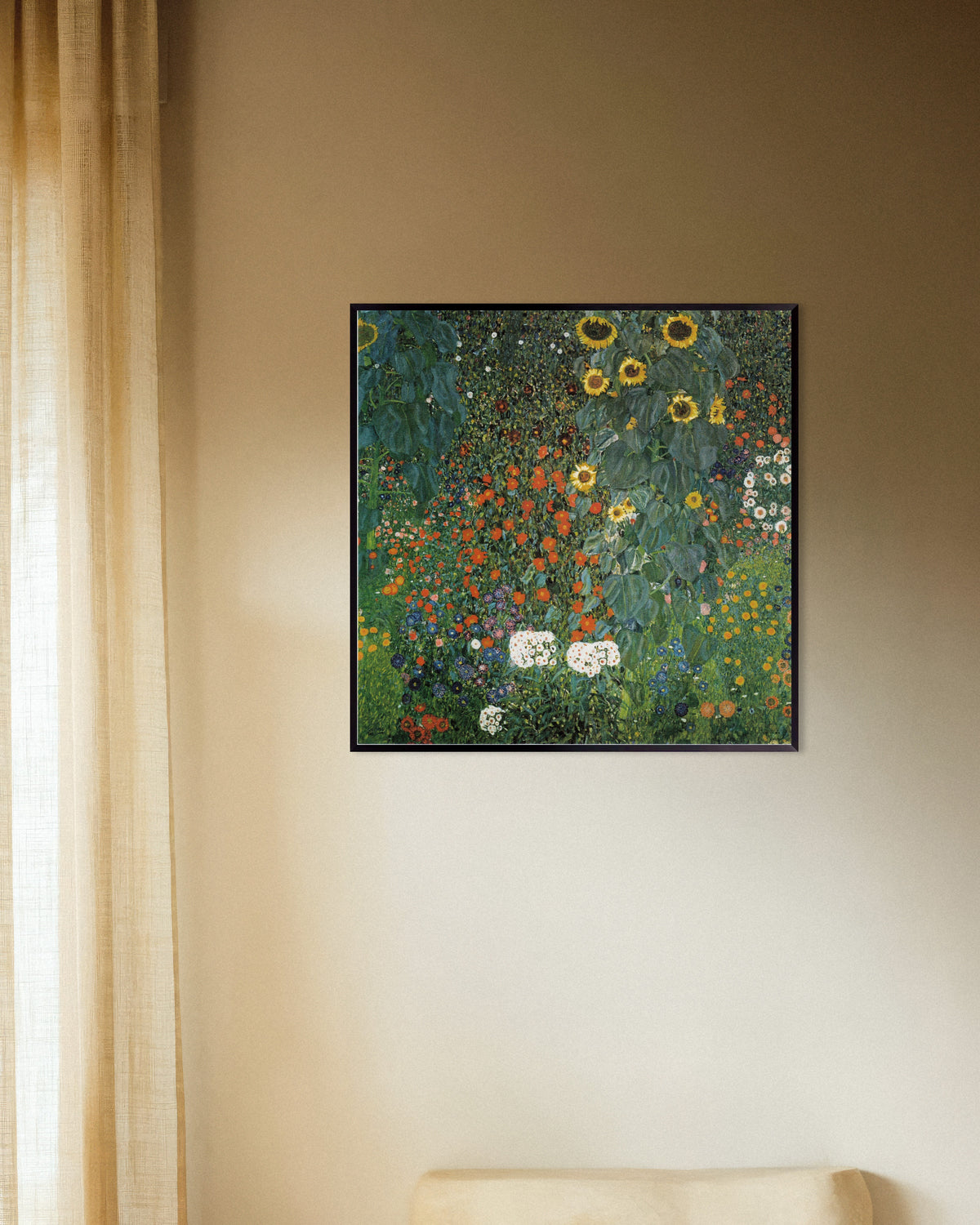 Plakat Bondehave med solsikker (1907) af Gustav Klimt med metalramme