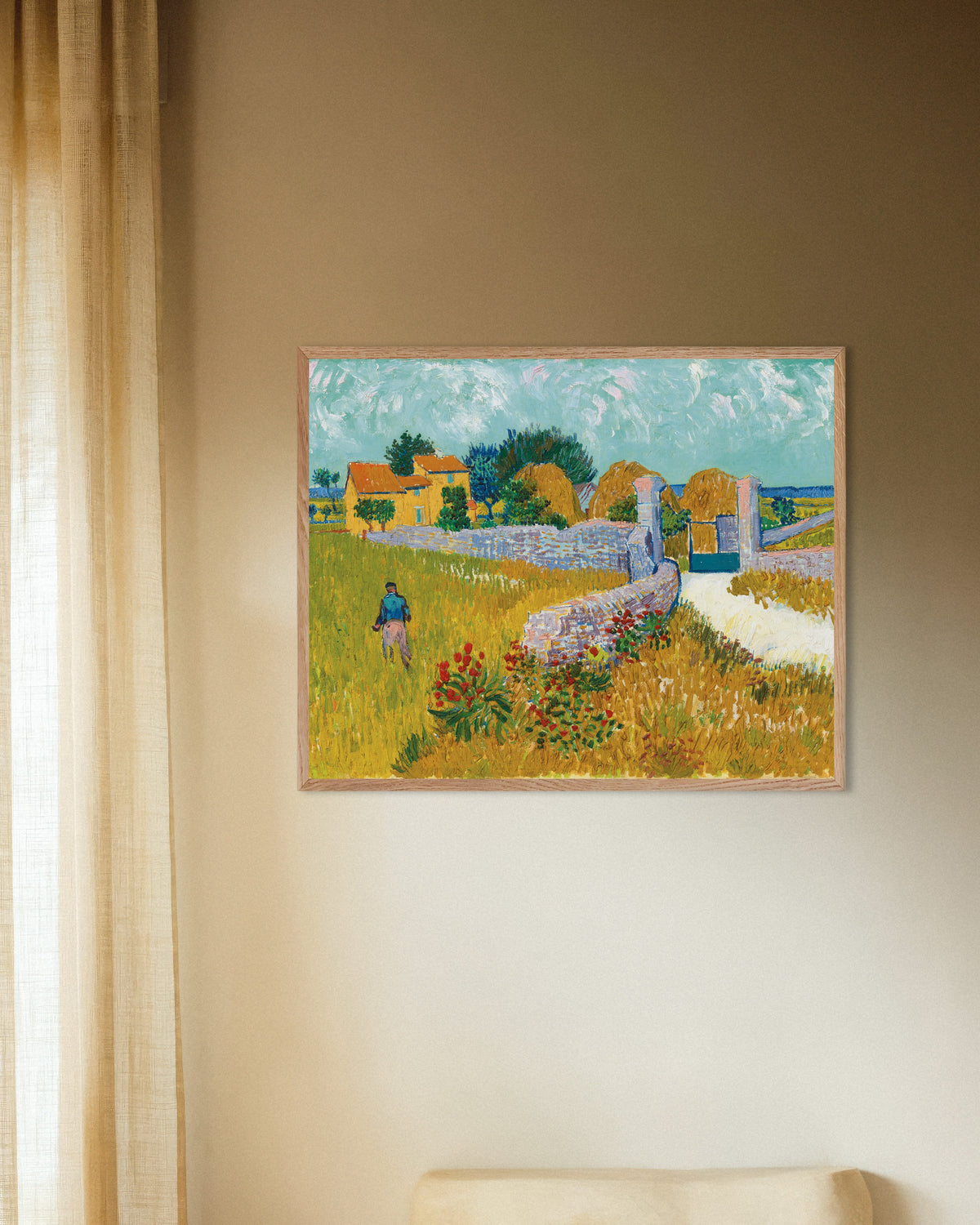 Plakat med Bondegård i Provence (1888) af Vincent van Gogh, med ramme af naturtræ