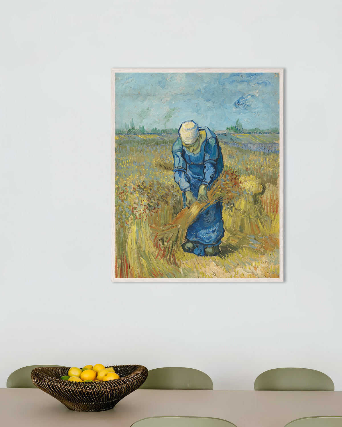 Poster af Bondekvinde, der binder neg, efter Millet (1889) af Vincent van Gogh, med hvid træramme