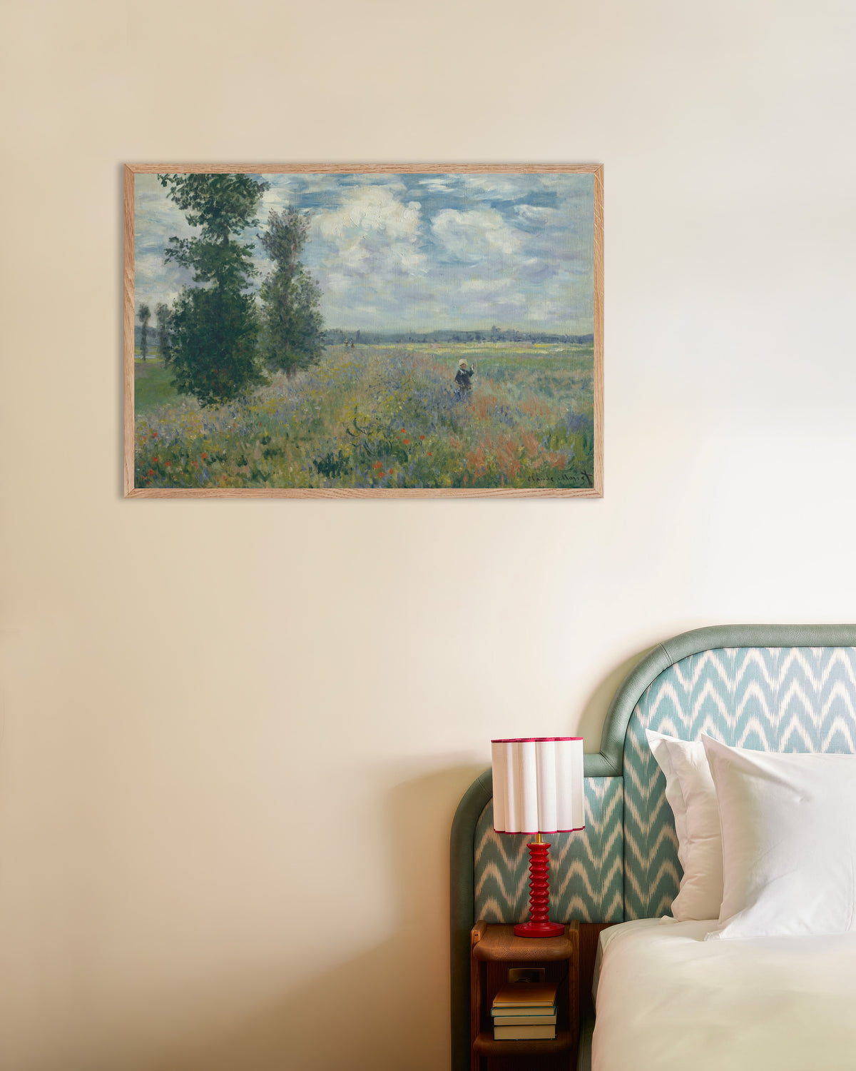 Plakat Valmuemarker nær Argenteuil (1875) af Claude Monet med ramme i naturtræ