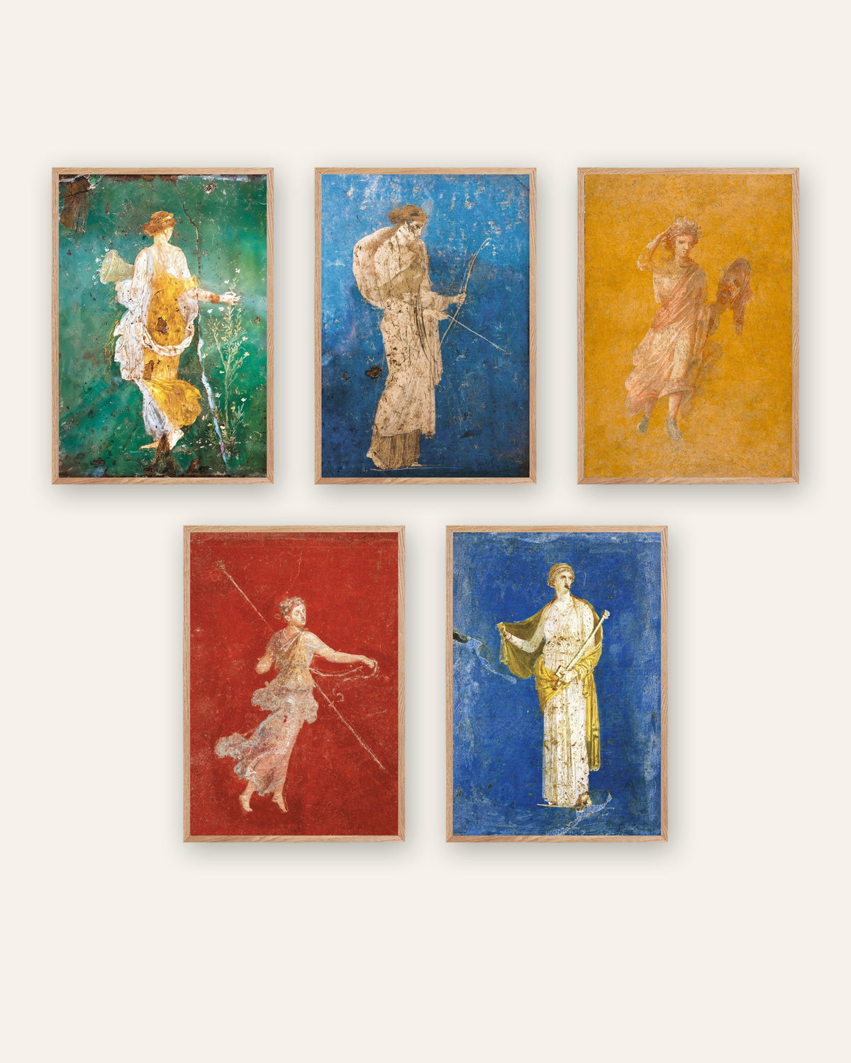 Sæt med 5 plakater med romerske fresker, Flora, Artemis, Melpomene, Mænade og Medea, i naturfarvede trærammer