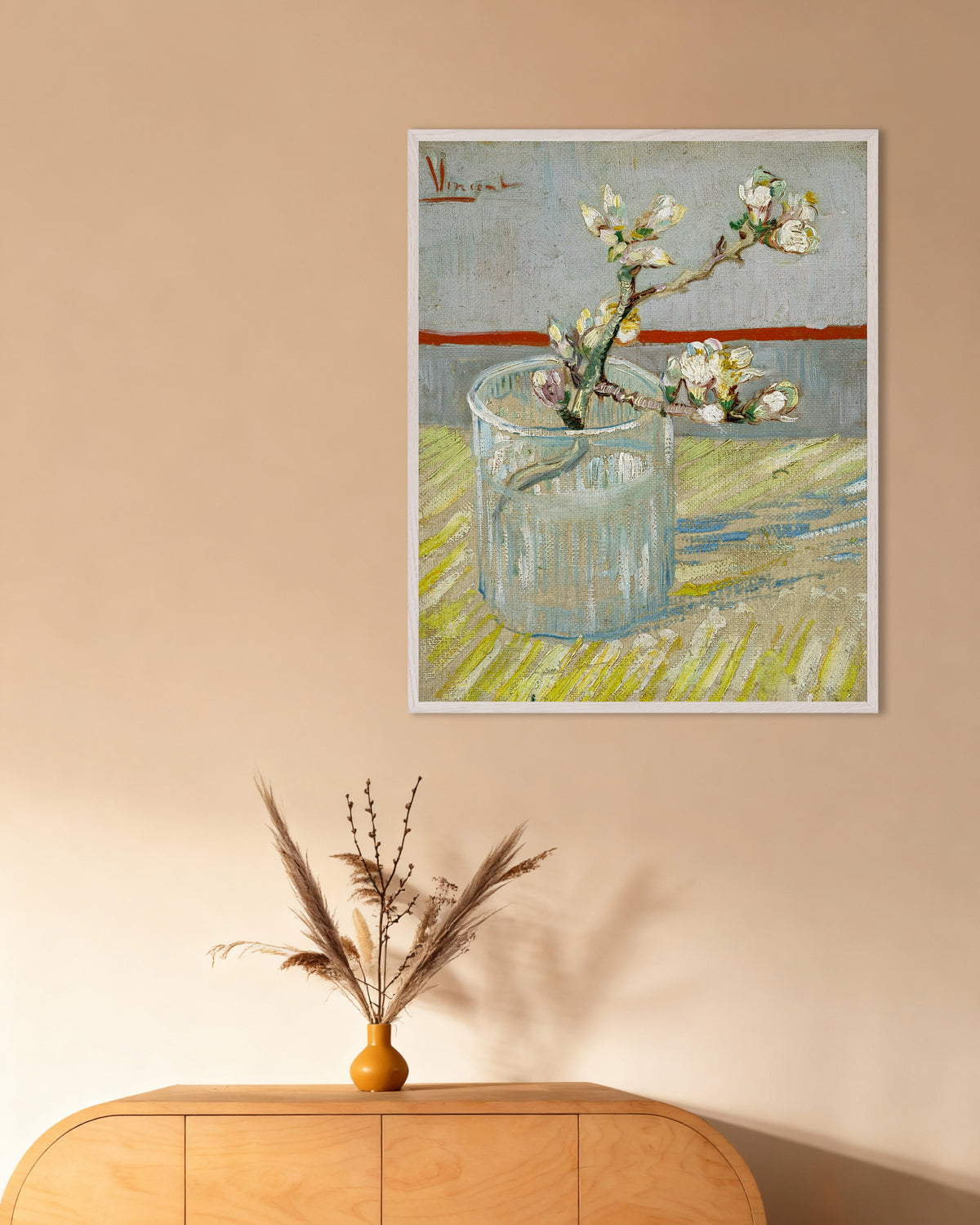 Poster af Blomstrende mandelgren i et glas (1888) af Vincent van Gogh med hvid træramme