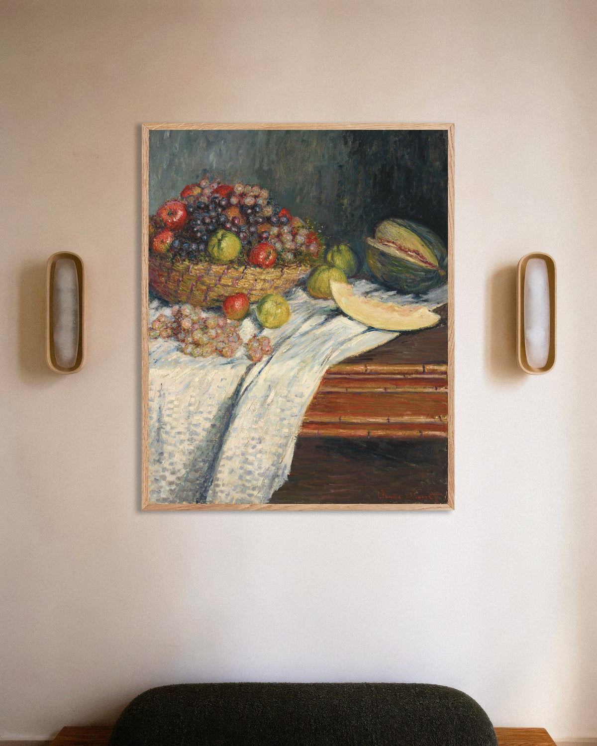 Plakat Opstilling med melon (1879) af Claude Monet med ramme i naturtræ
