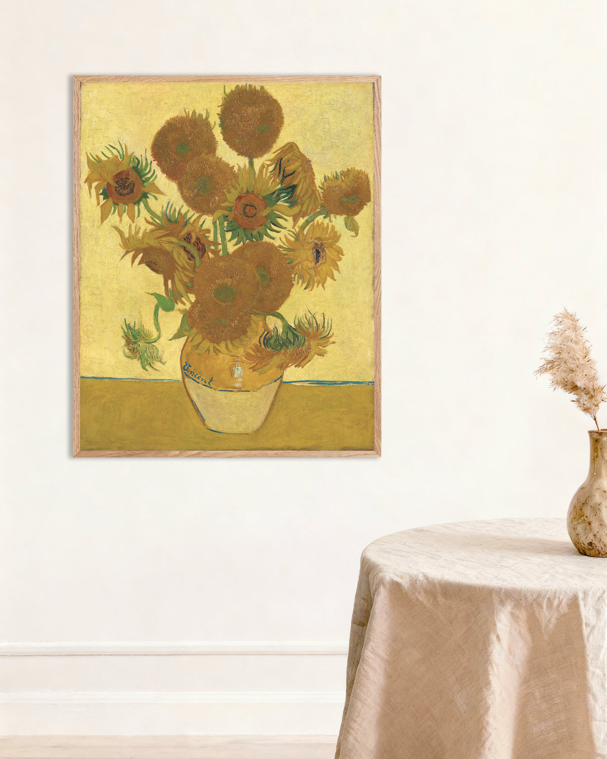 Plakat med Solsikker (1888) af Vincent van Gogh, med ramme i naturtræ