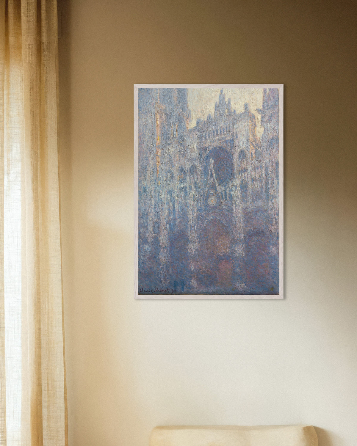 Plakat Portalen på katedralen i Rouen i morgenlys (1894) af Claude Monet med hvid træramme