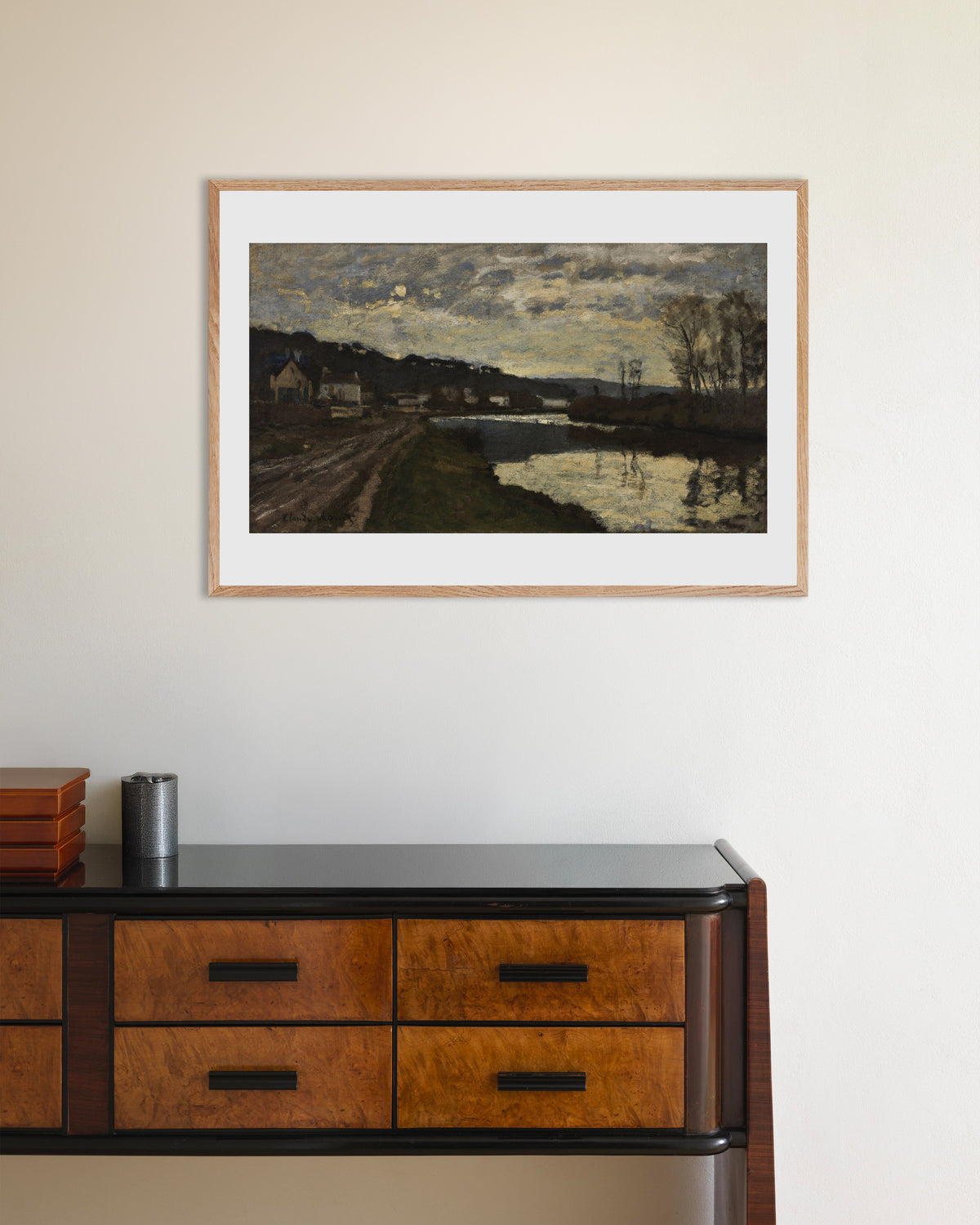 Plakat Seinen ved Bougival (1870) af Claude Monet med ramme i naturtræ