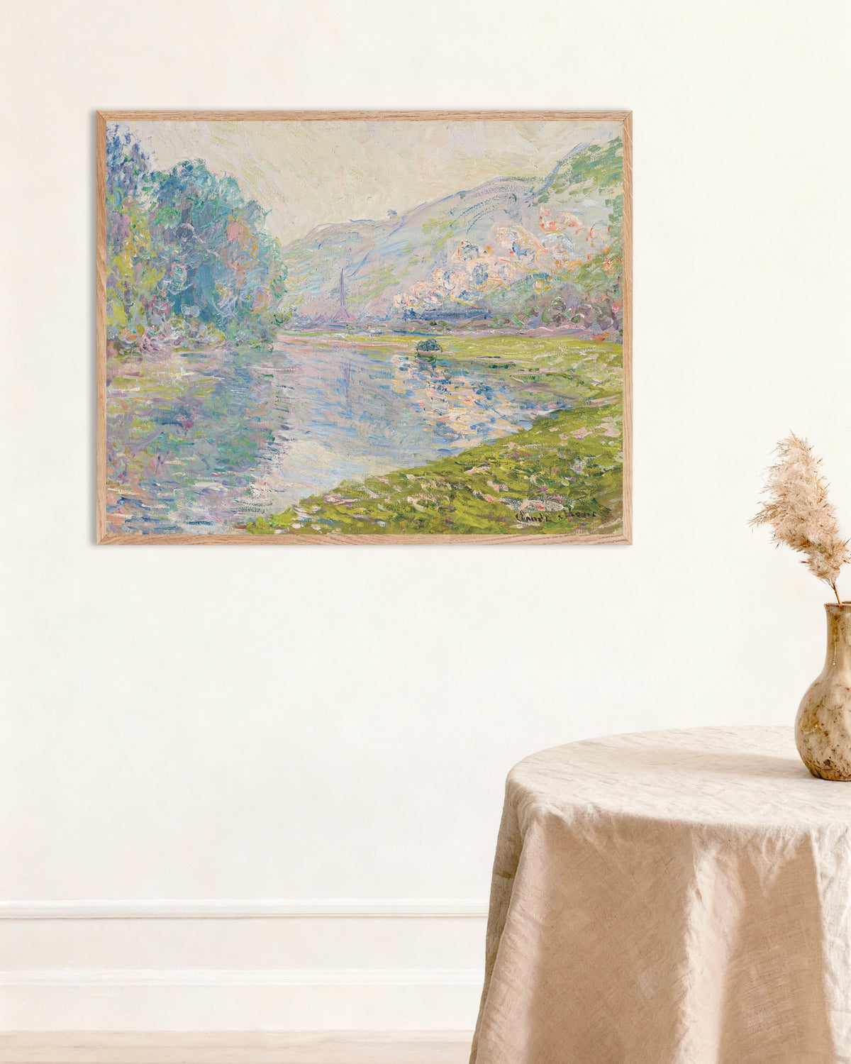 Plakat Toget ved Jeufosse (1884) af Claude Monet med ramme i naturtræ