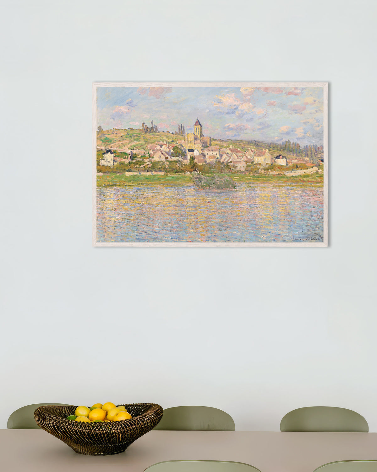Plakat Vétheuil af Claude Monet med hvid træramme