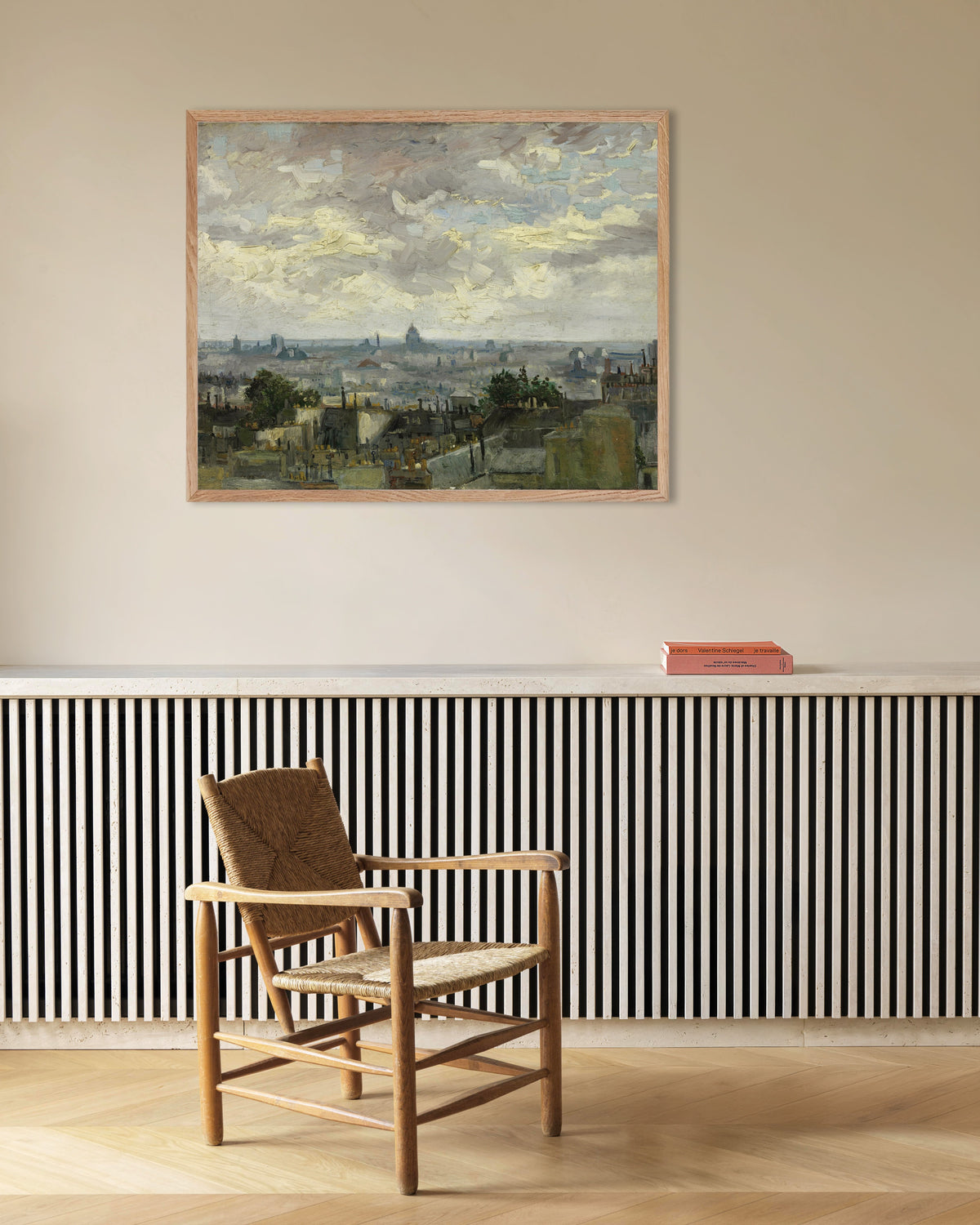 Plakat med Udsigt over Paris (1886) af Vincent van Gogh med ramme af naturtræ