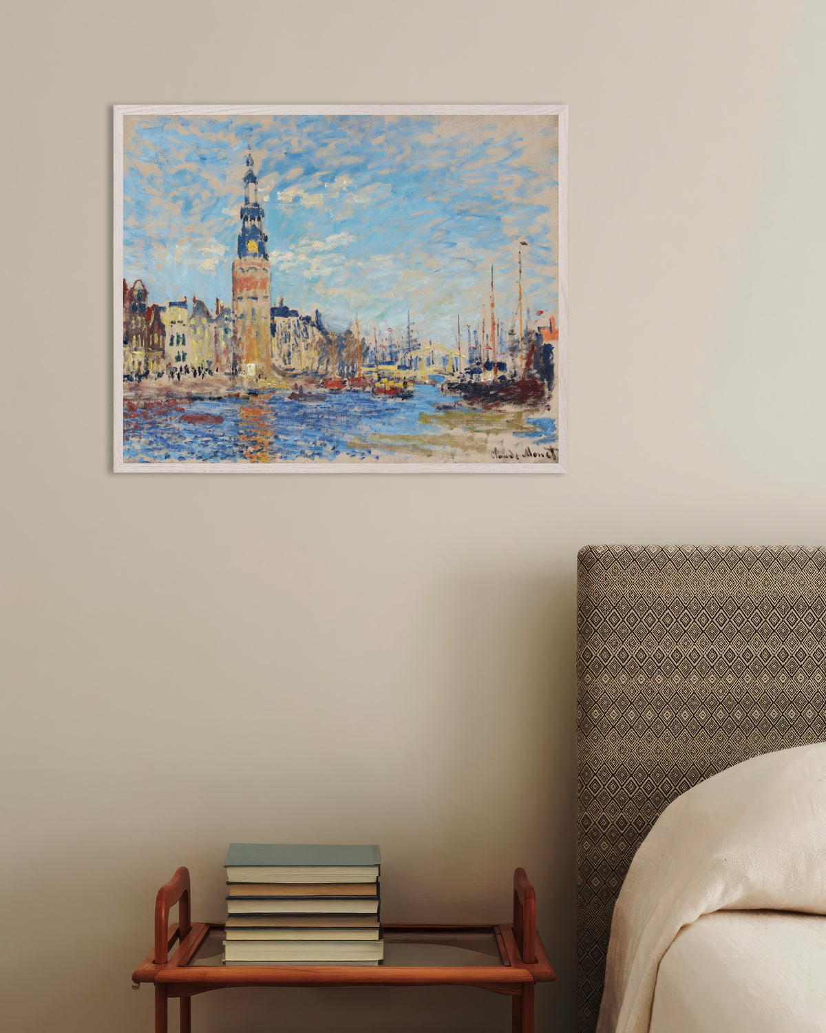 Plakat Udsigt mod Montelbaanstoren, Amsterdam (1874) af Claude Monet med hvid træramme