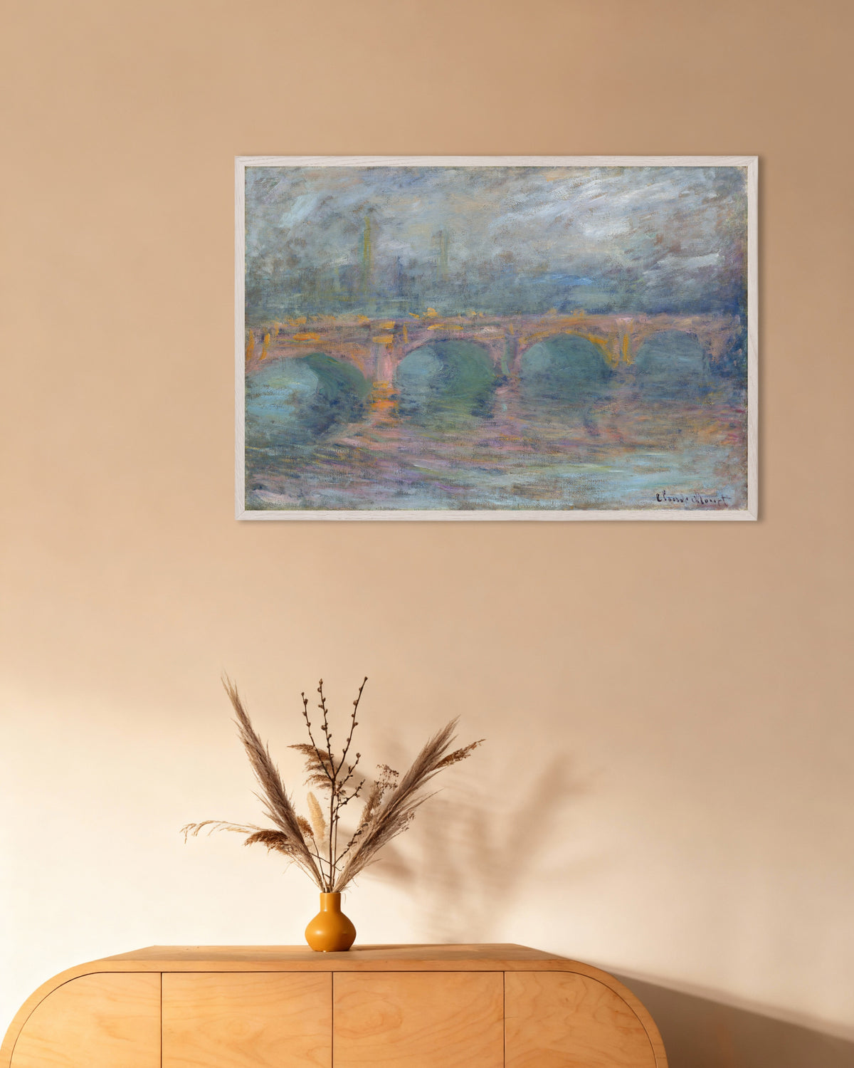 Plakat Waterloo Bridge, London, ved solnedgang (1904) af Claude Monet med hvid træramme
