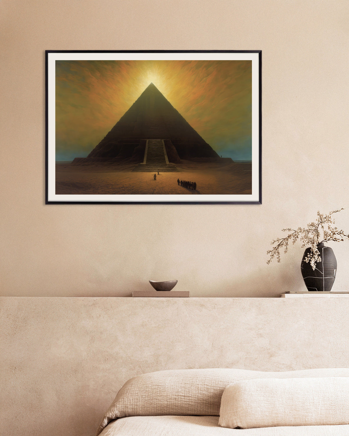 Plakat med Stemningsfuld, mørk og mystisk, den store pyramide, i metalramme