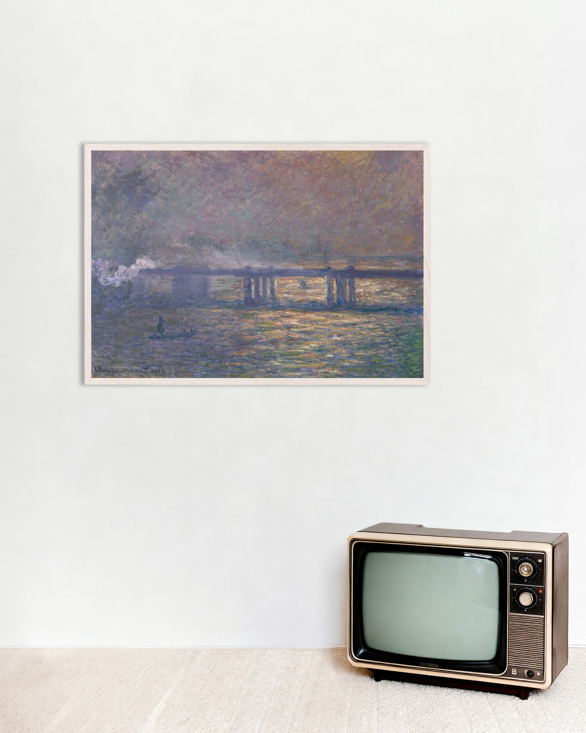 Plakat Charing Cross Bridge (1903) af Claude Monet med hvid træramme
