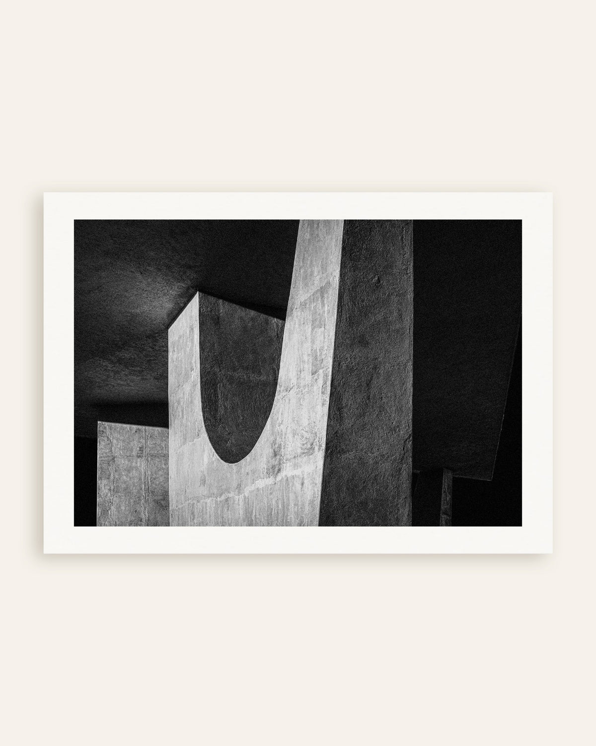 Plakat »Beton-U i skyggerne«, miniature
