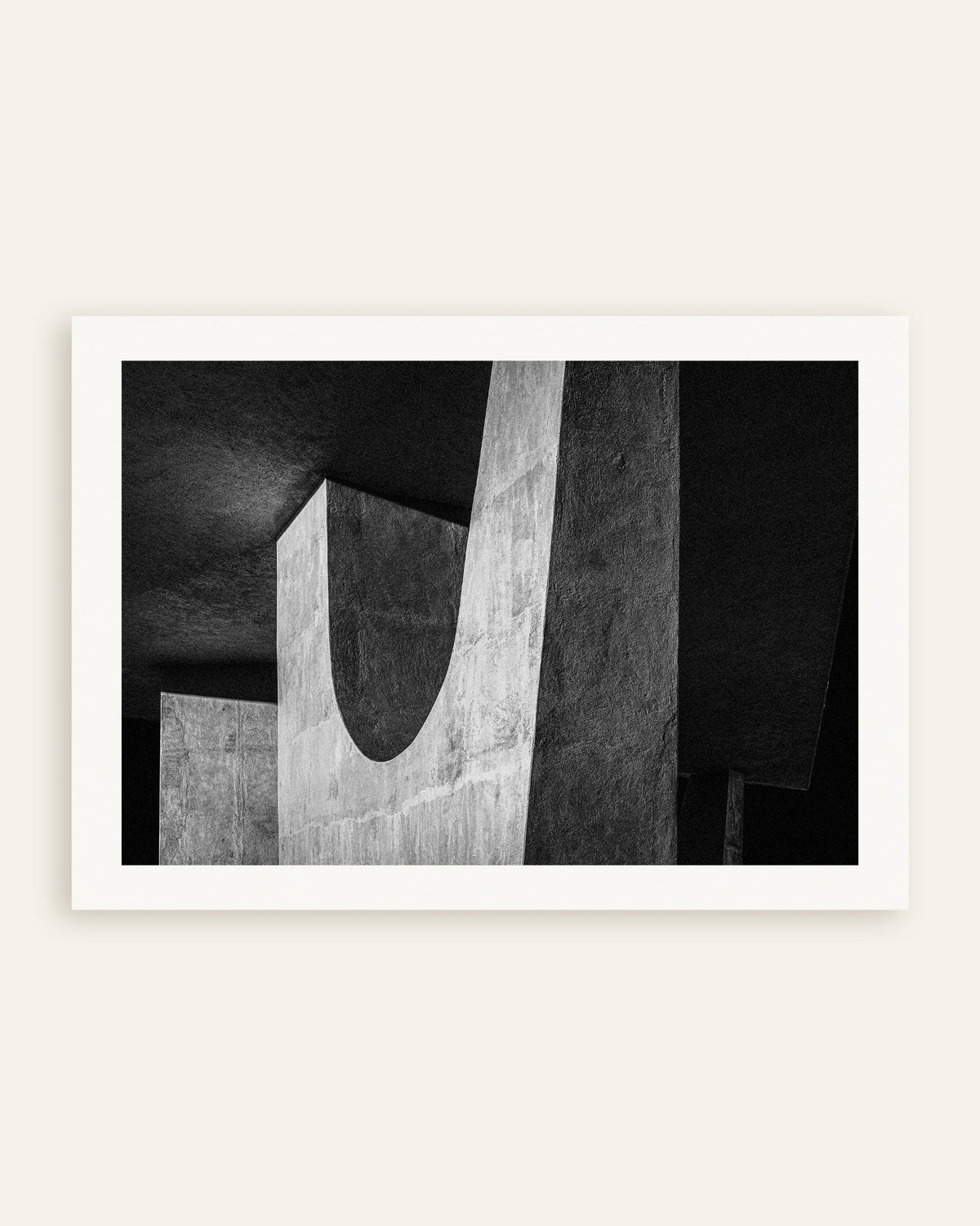 Plakat »Beton-U i skyggerne«, miniature