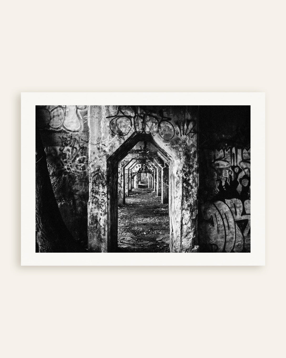 Plakat »Graffitiarkade i ruiner«, miniature