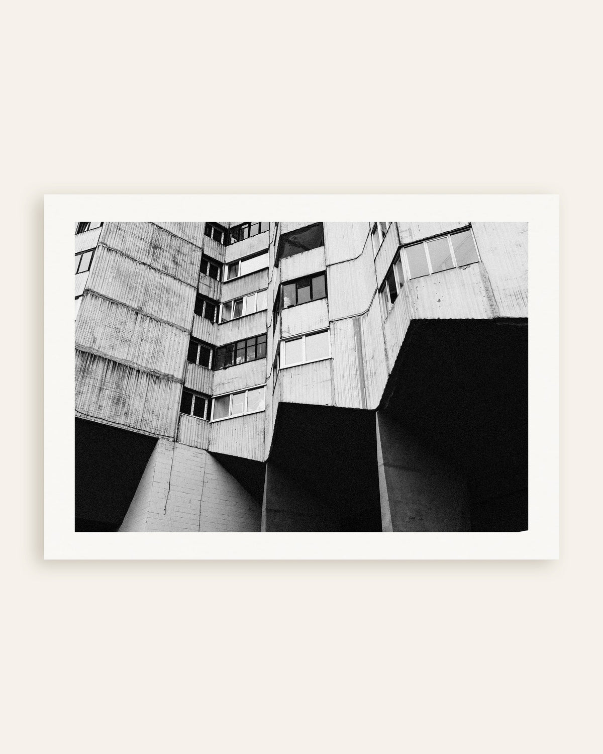 Plakat »Boligblok på betonben«, miniature