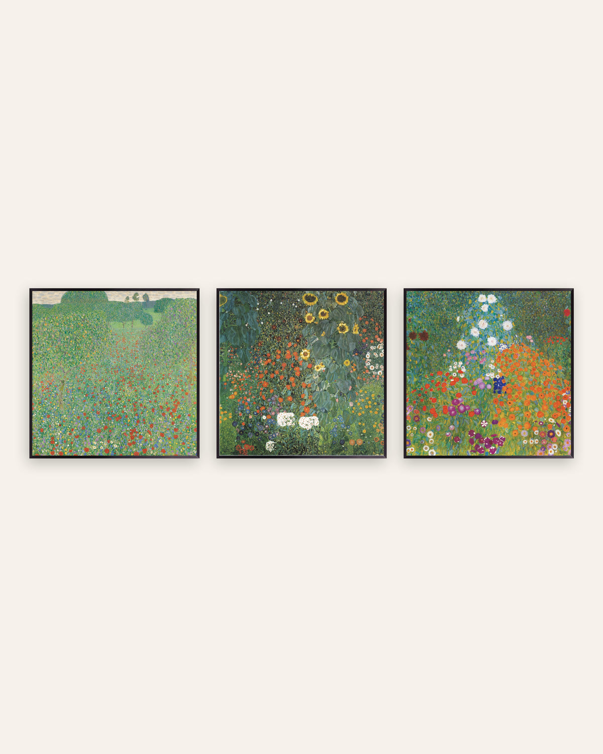 Klimt-plakater, sæt med 3: Valmuemark, Bondehave med solsikker og Bondehave, i sorte metalrammer
