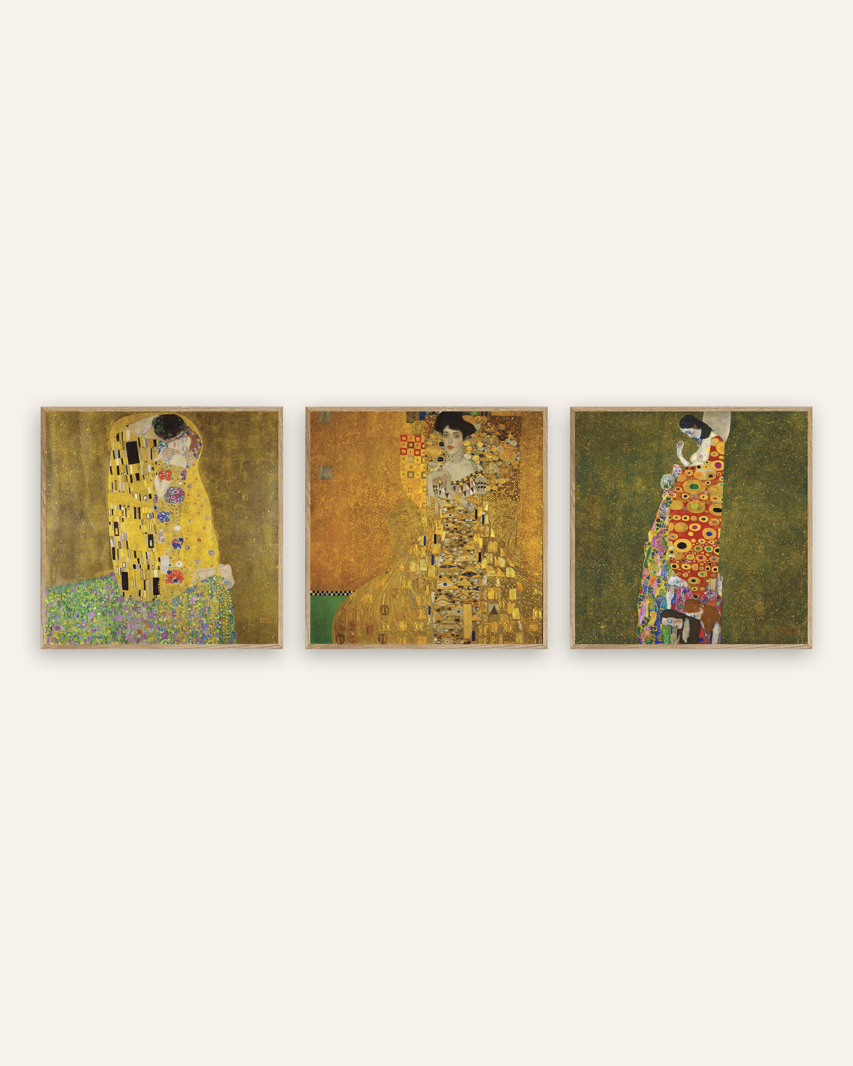 Klimt-plakater, sæt med 3: Kysset, Adele Bloch-Bauer I og Håbet II, i rammer af natureg