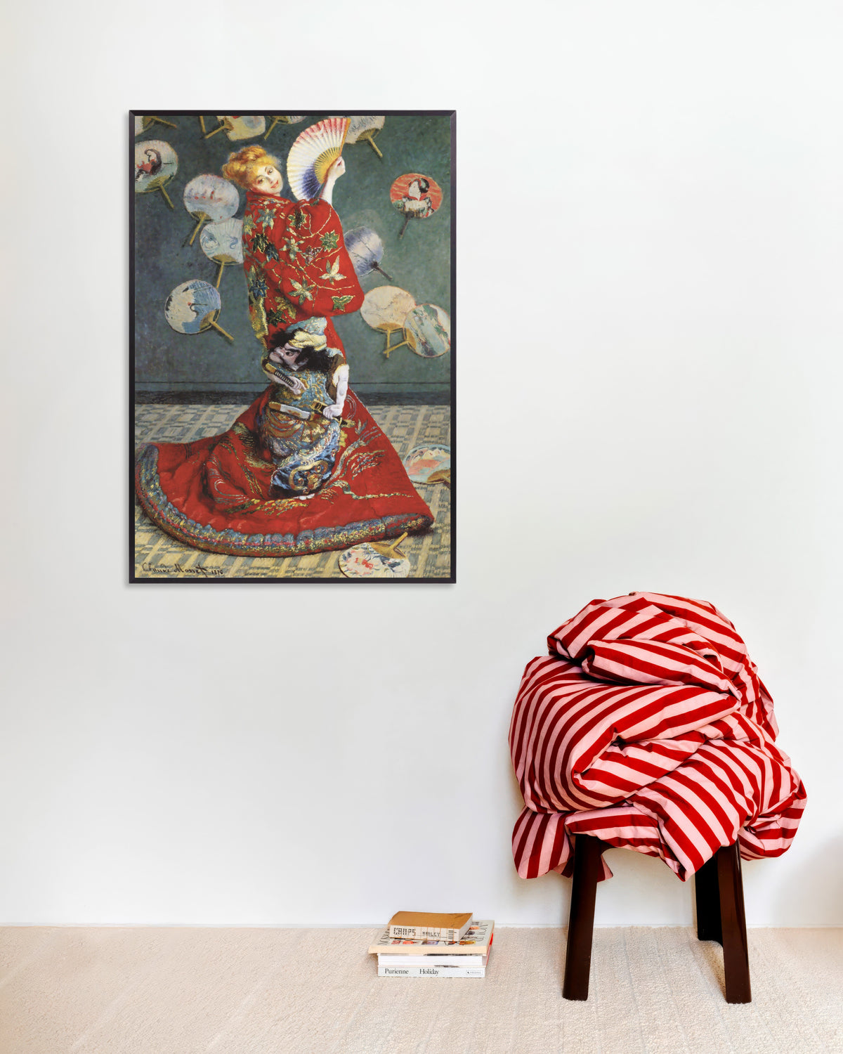 Plakat La Japonaise, Camille Monet i japansk dragt (1876) af Claude Monet med metalramme