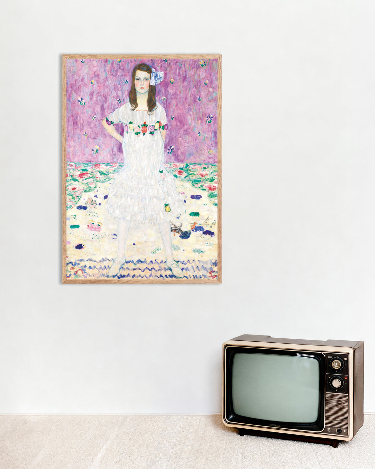 Plakat Mäda Primavesi (1912–1913) af Gustav Klimt med ramme i naturtræ