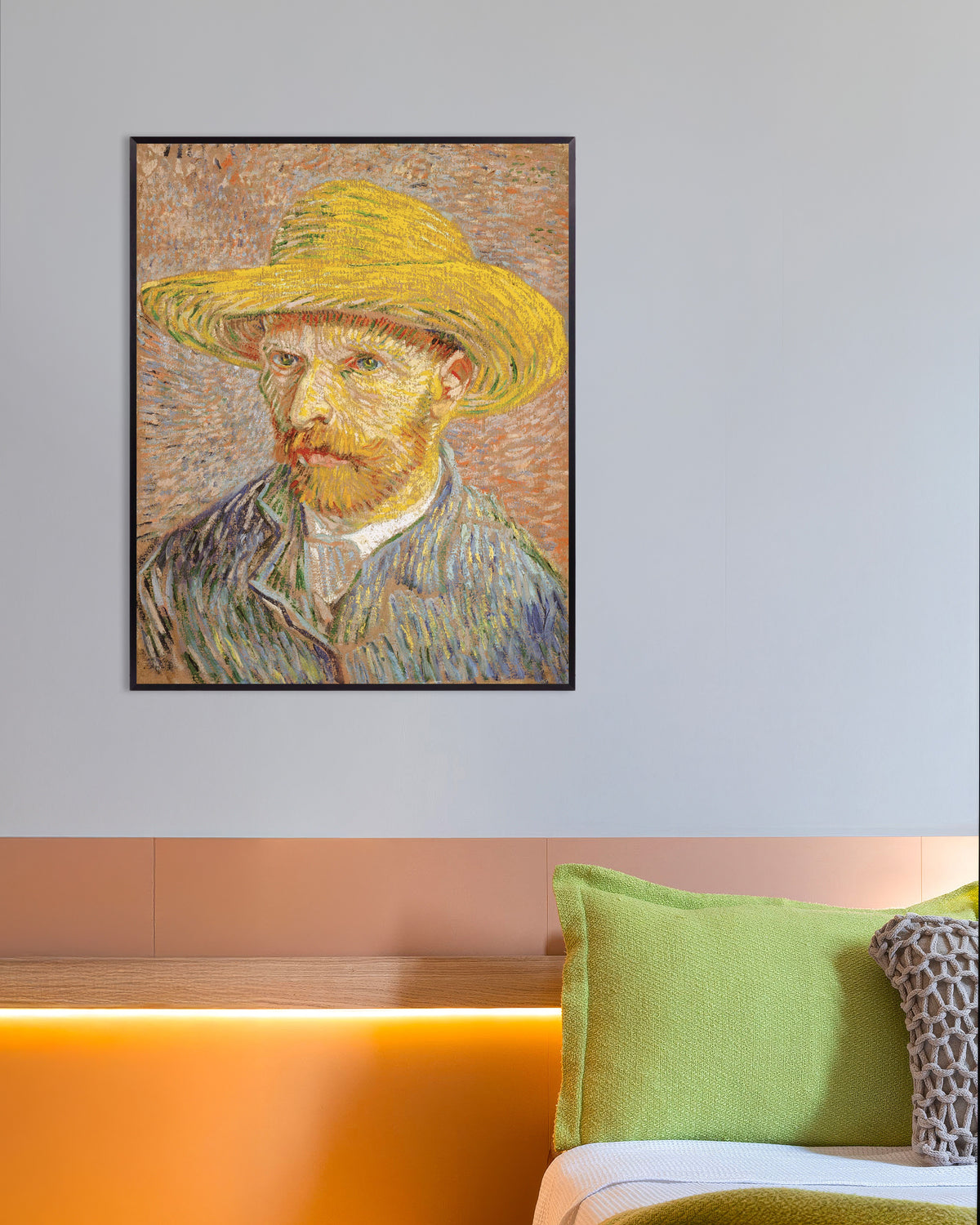 Poster af Selvportræt med stråhat på orange baggrund (1887) af Vincent van Gogh med metalramme