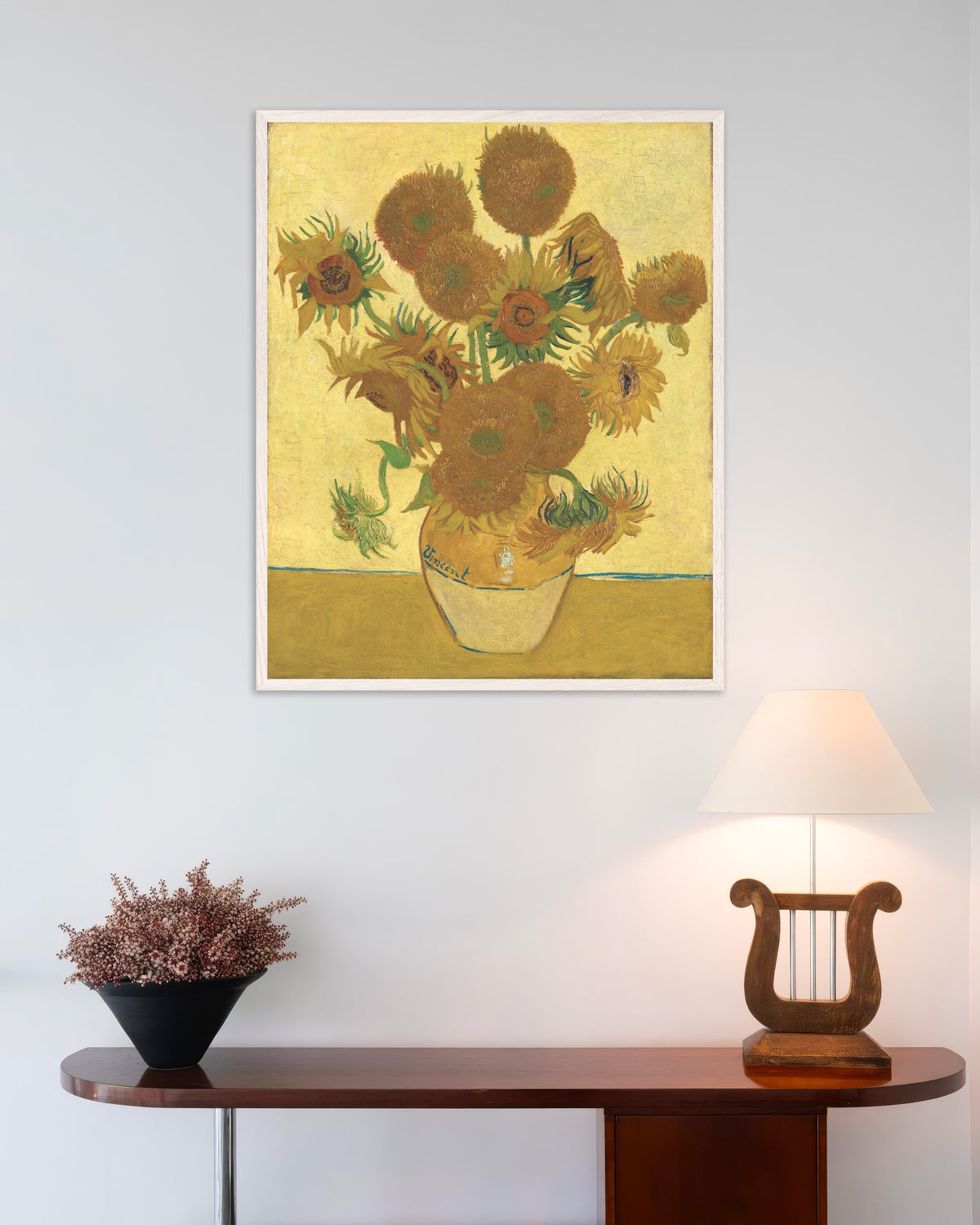 Plakat med Solsikker (1888) af Vincent van Gogh, med hvid træramme