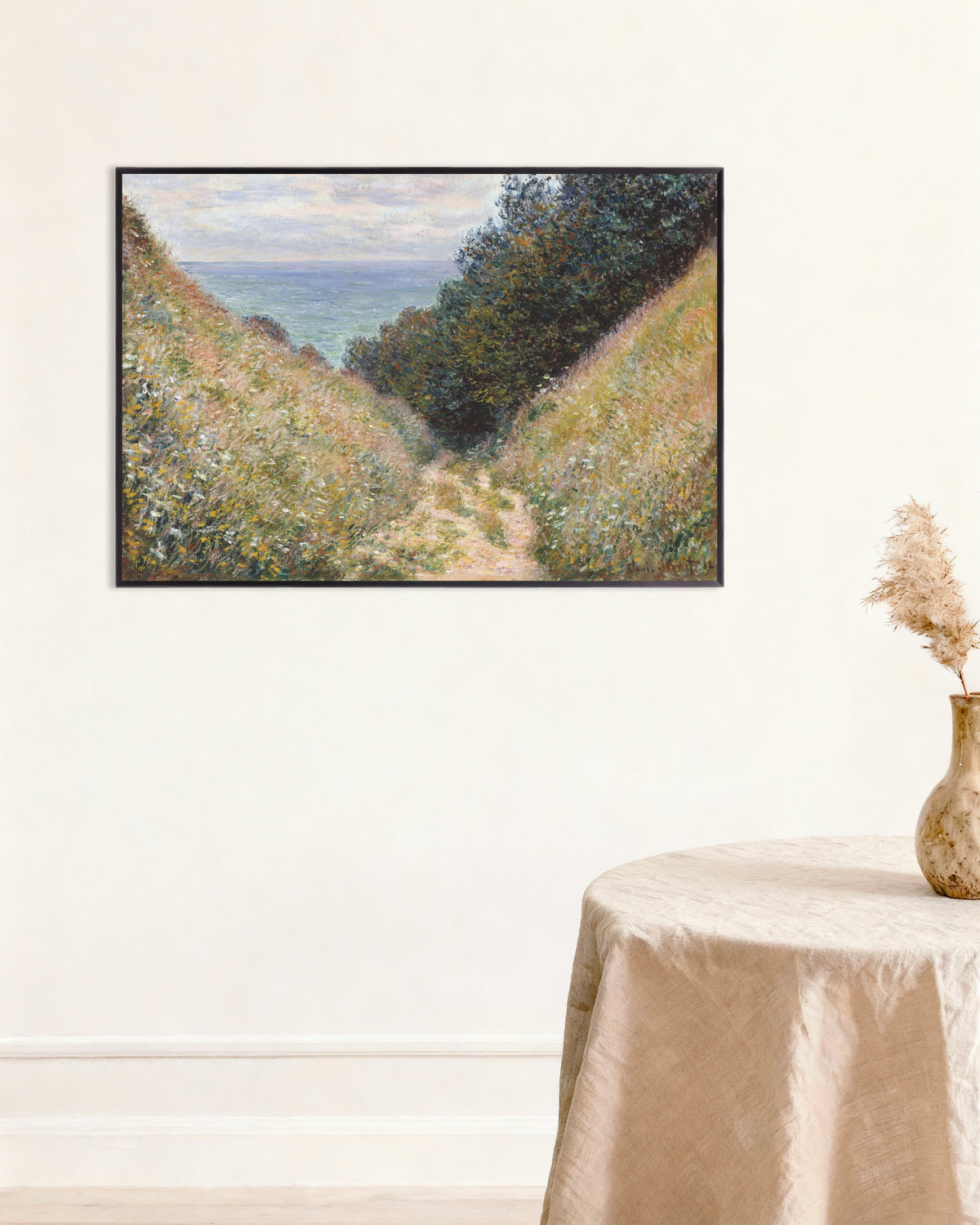 Plakat Hulvejen ved La Cavée, Pourville (1882) af Claude Monet med metalramme