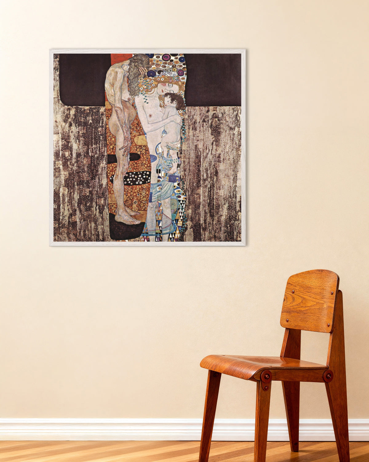 Plakat Kvindens tre aldre (1905) af Gustav Klimt med hvid træramme