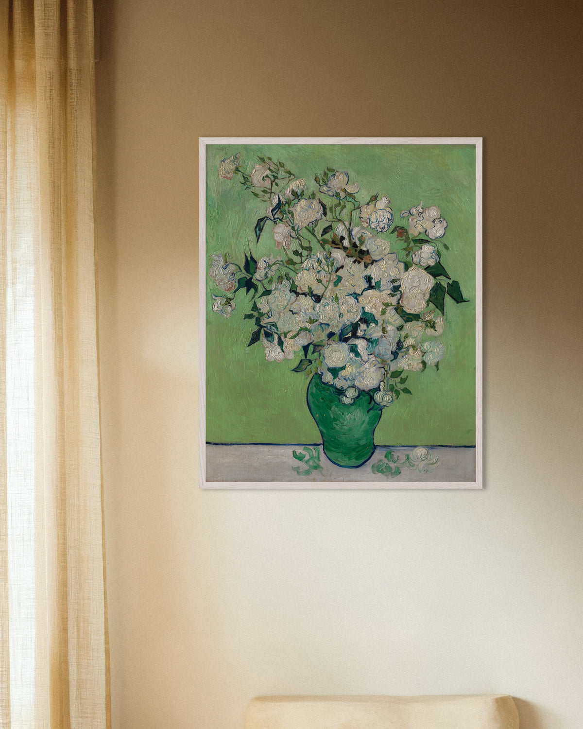 Plakat af Vase med roser (1890) af Vincent van Gogh med hvid træramme
