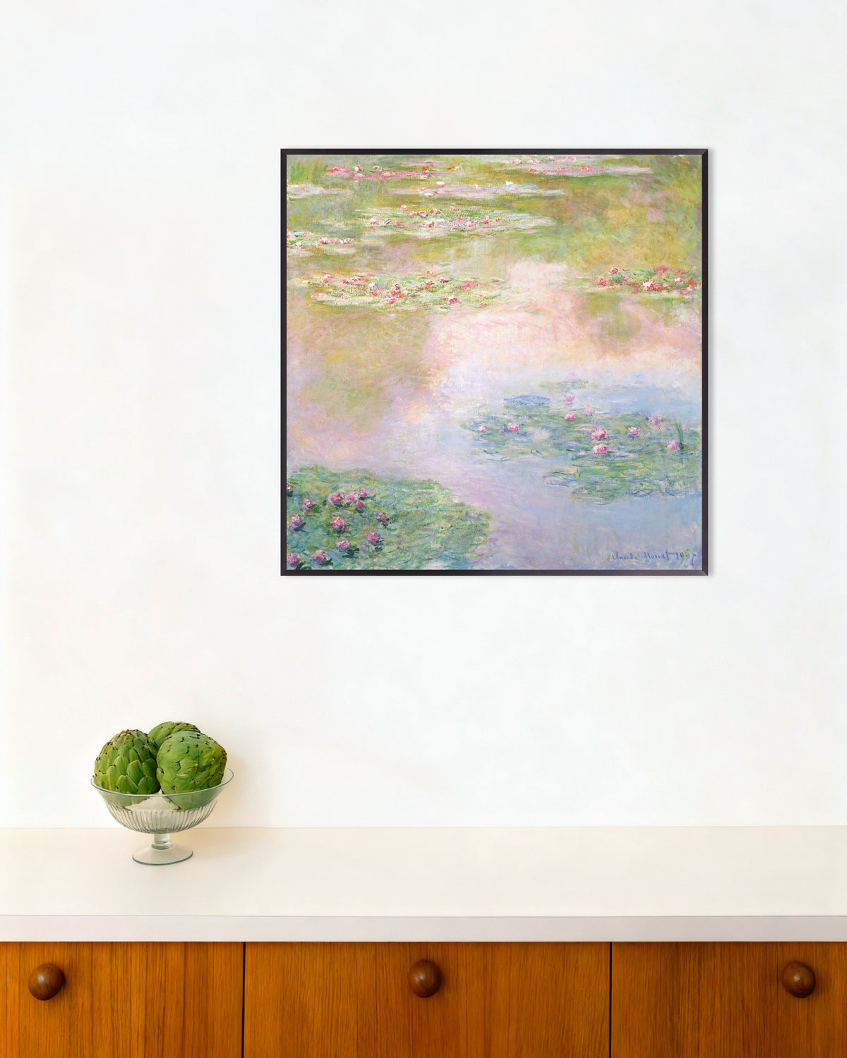 Plakat Åkander, lyserøde spejlinger (1907) af Claude Monet med metalramme