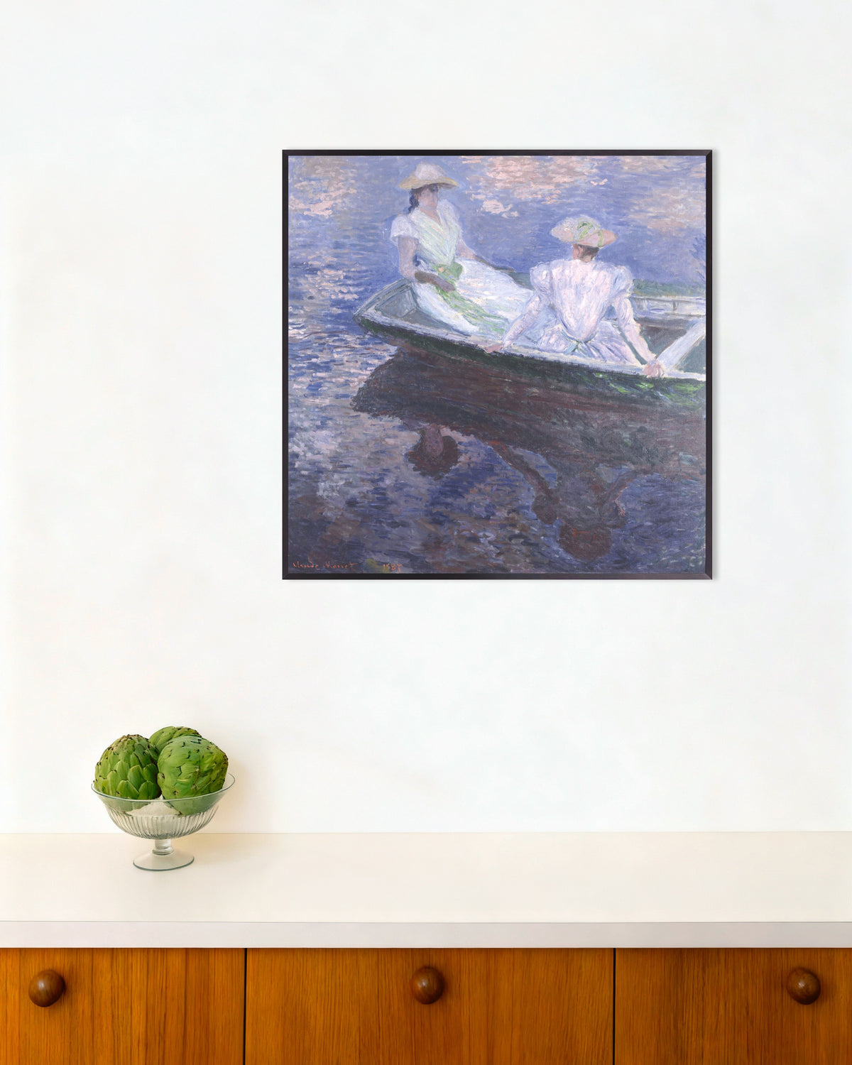 Plakat Unge piger i en båd (1887) af Claude Monet med metalramme